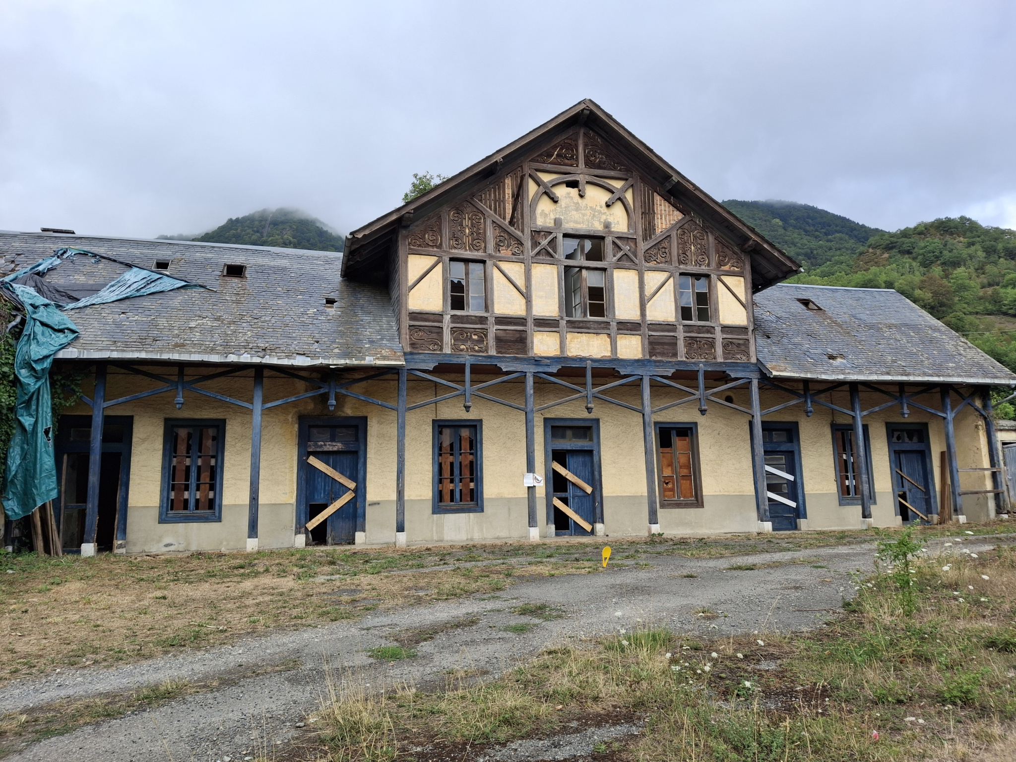 Sur la commune de Guchen, logement à réhabiliter